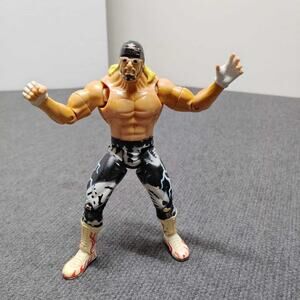 WCW Hulk Hogan 1999 Toy Biz Wrestling Action Figure 6-Inch Scale Vintage Toy
